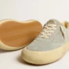 Scarpe da uomo Space-Star in pelle scamosciata grigio ghiaccio con stella traforata