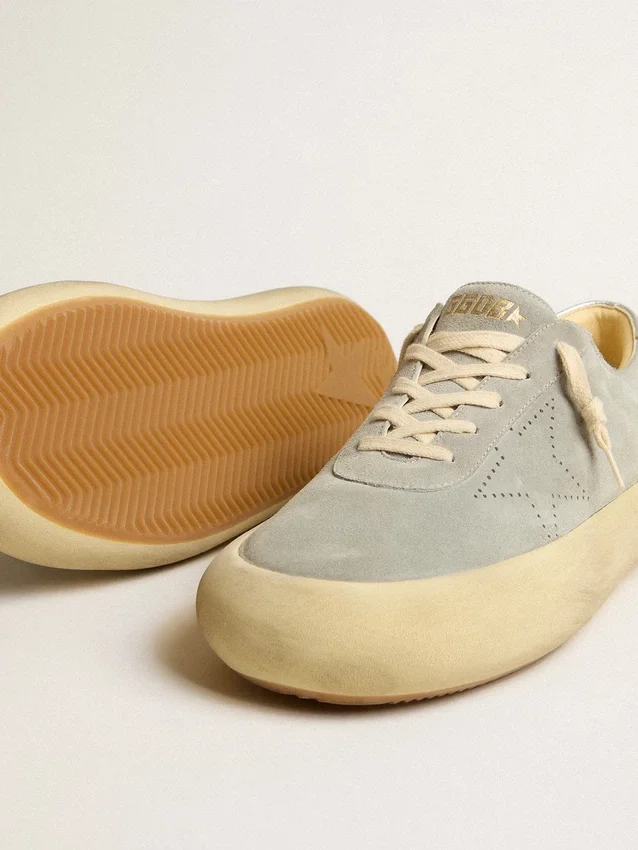 Scarpe da uomo Space-Star in pelle scamosciata grigio ghiaccio con stella traforata