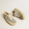 Scarpe Space-Star da donna in pelle scamosciata grigio ghiaccio con stella traforata