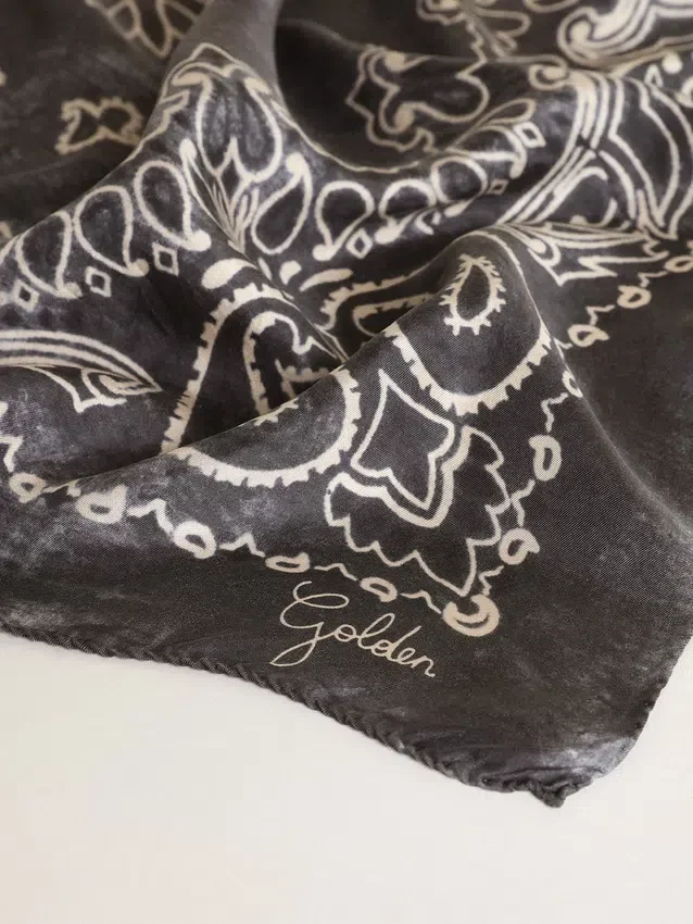 Sciarpa grigio antracite con stampa paisley