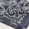 Sciarpa grigio antracite con stampa paisley