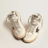 Sky-Star in pelle bianca con stella in pelle nera