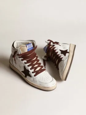 Sky-Star da donna in nappa bianca con stella in pelle scamosciata color cioccolato