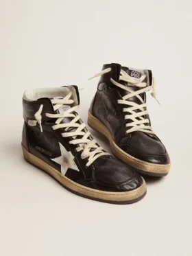 Sky-Star in pelle nappa nera con stella in pelle bianca