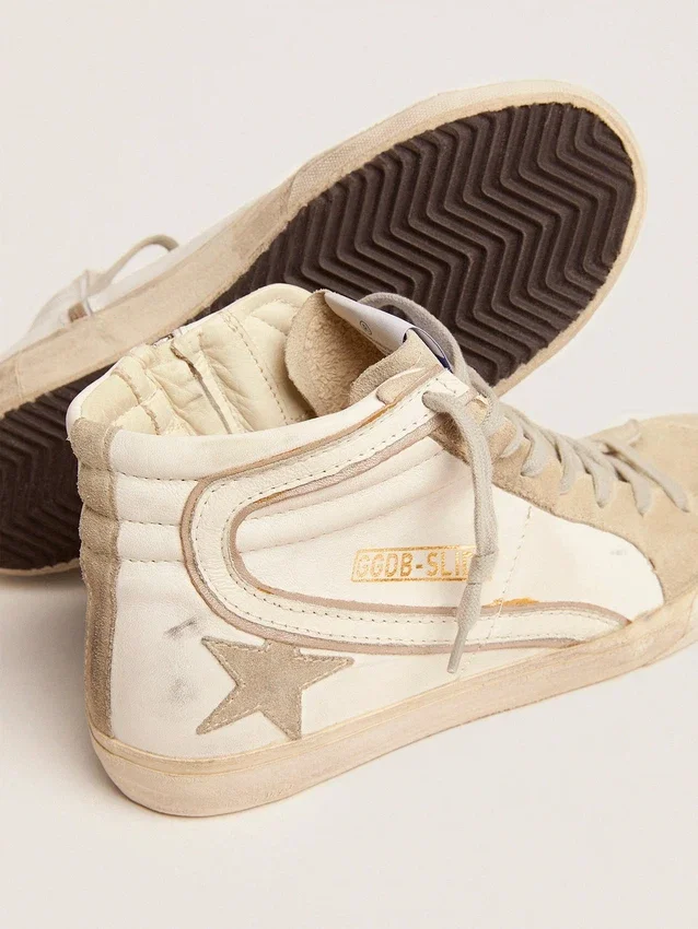 Slide da donna con stella in pelle scamosciata grigio ghiaccio e dettaglio bianco