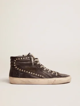 Slide da uomo nere con borchie