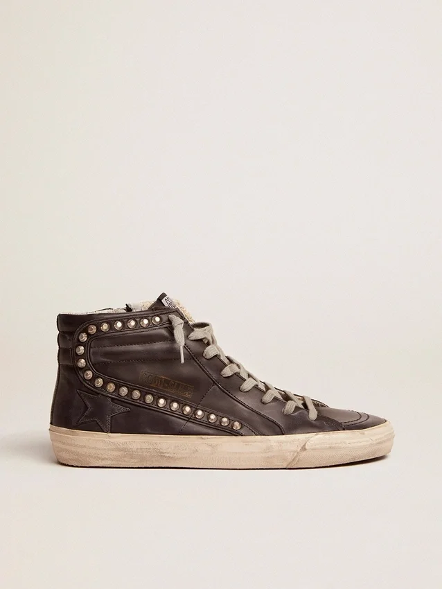 Slide da uomo nere con borchie