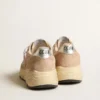 Sneaker da donna con Running Sole in mesh e pelle scamosciata con stella rosa e linguetta sul tallone argentata