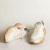 Sneaker da uomo con Running Sole, stella in pelle e linguetta sul tallone con stampa rossa