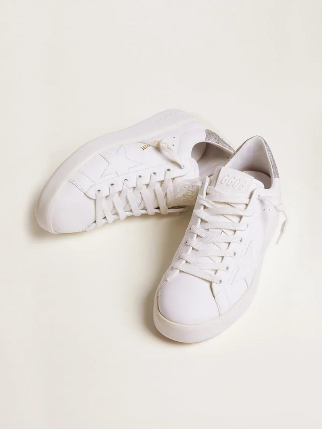 Sneakers Purestar da donna con linguetta sul tallone argentata glitterata