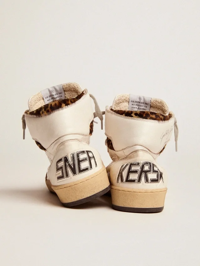Sneakers Sky-Star con firma sulla caviglia e inserti in pelle di pony con stampa leopardata