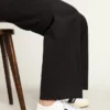 Sneakers sostenibili Yatay Modello 1B con tomaia bianca a base biologica e Y nera