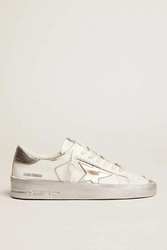 Sneakers Stardan con stella in pelle metallizzata argento e linguetta sul tallone
