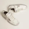 Sneakers Stardan con stella in pelle metallizzata argento e linguetta sul tallone
