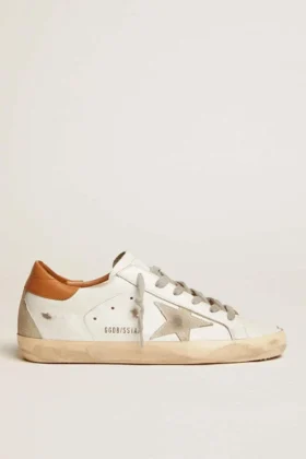 Sneakers Super-Star da uomo con stella in pelle scamosciata e linguetta marrone sul tallone