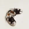 Sneakers Super-Star in pelle argentata con inserti in pelle scamosciata