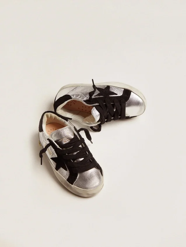 Sneakers Super-Star in pelle argentata con inserti in pelle scamosciata