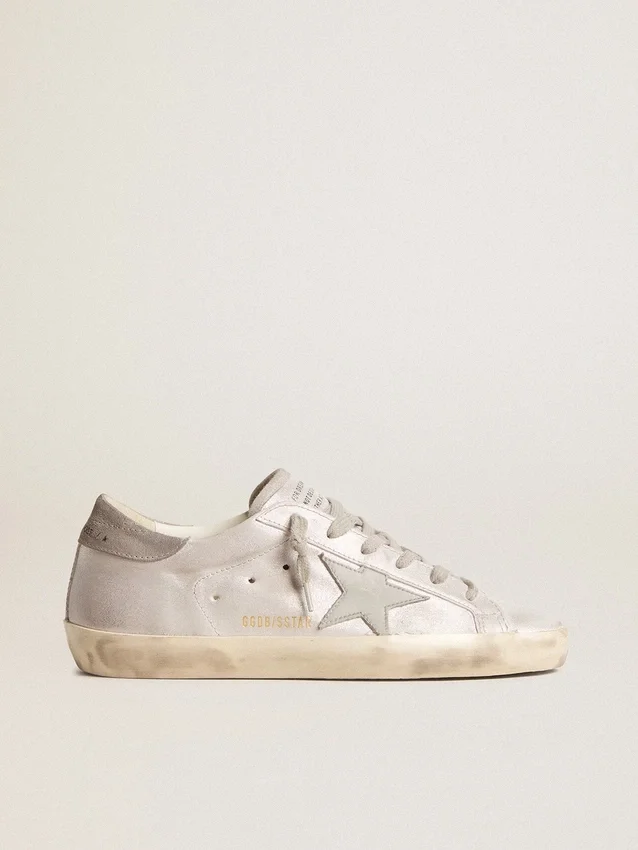 Sneakers Super-Star in pelle grigio-bianca con effetto glitter e stella in pelle