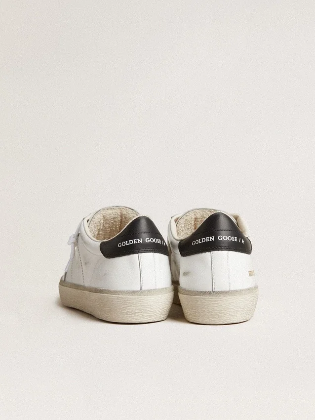 Soul Star da donna in pelle bianca con linguetta sul tallone in pelle nera