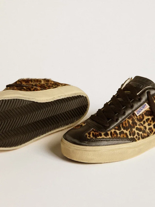 Soul Star in pelle di pony con stampa leopardata, linguetta sul tallone e inserti in nappa nera