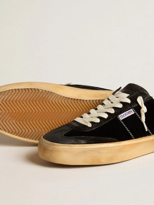 Soul Star in velluto nero con linguetta sul tallone in pelle bianca