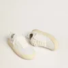 Space-Star Cube da donna in pelle bianca con stella traforata