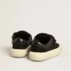 Space-Star Cube da donna in pelle scamosciata nera con stella traforata