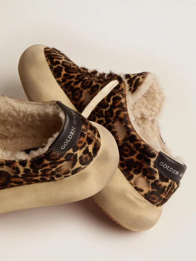 Scarpe Space-Star da donna in pelle di pony con stampa animalier e fodera in shearling