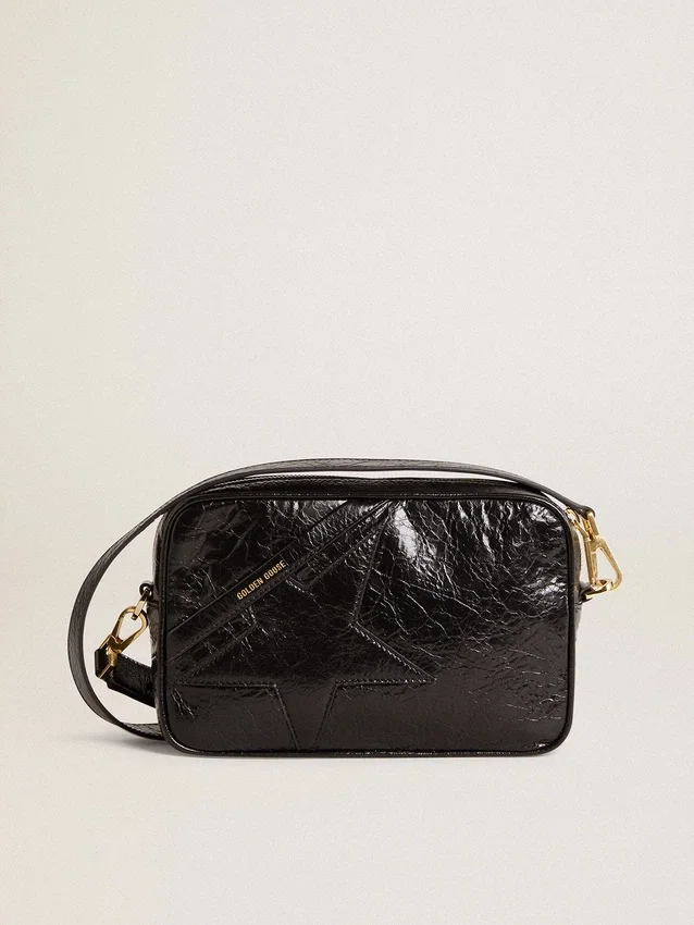 Star Bag in pelle nera lucida con stella tono su tono