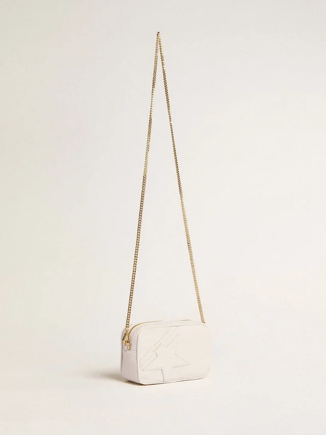 Star Bag Mini in pelle bianco burro con stella tono su tono