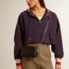 Star Bag Mini in pelle nera con stella tono su tono