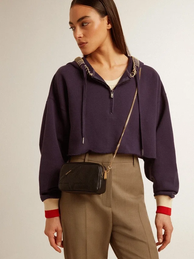Star Bag Mini in pelle nera con stella tono su tono