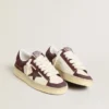 Stardan da donna in nappa bianca con stella e linguetta sul tallone in pelle scamosciata bordeaux