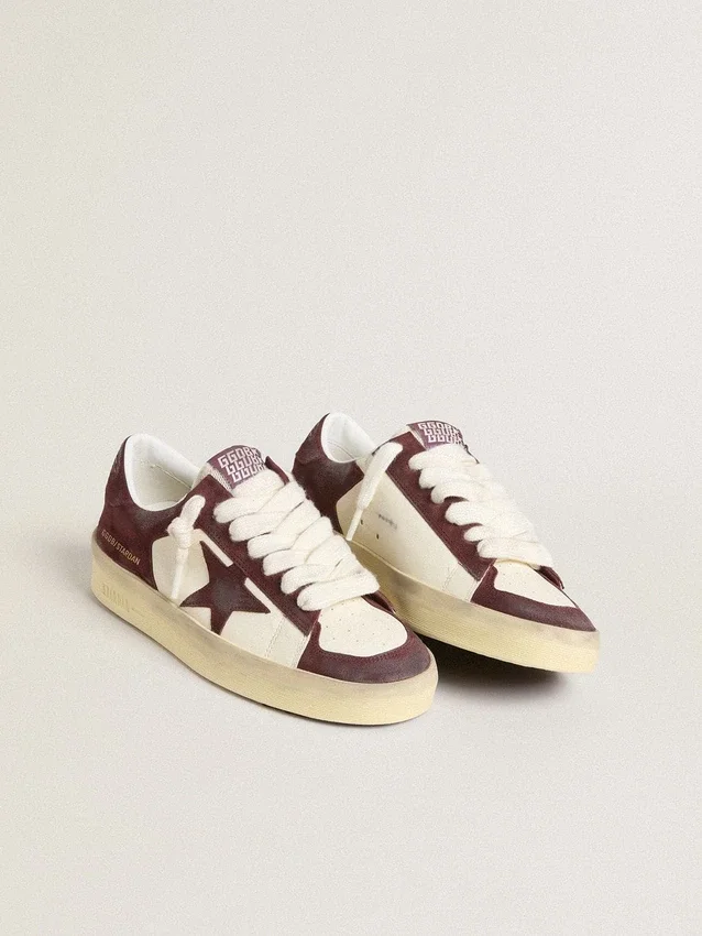 Stardan da donna in nappa bianca con stella e linguetta sul tallone in pelle scamosciata bordeaux