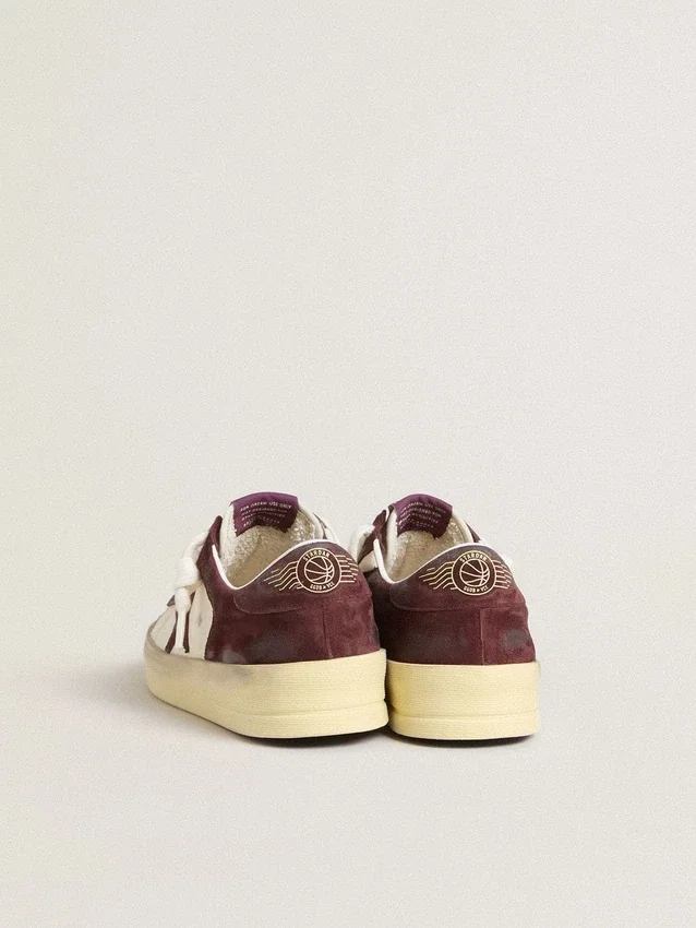 Stardan da donna in nappa bianca con stella e linguetta sul tallone in pelle scamosciata bordeaux