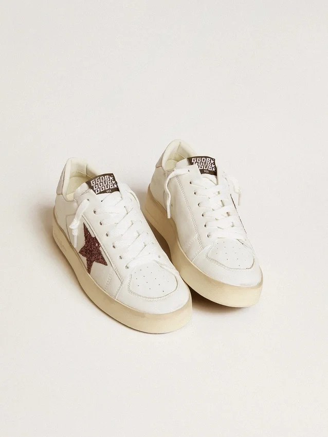 Stardan da donna in nappa con stella glitterata e linguetta sul tallone in pelle metallizzata