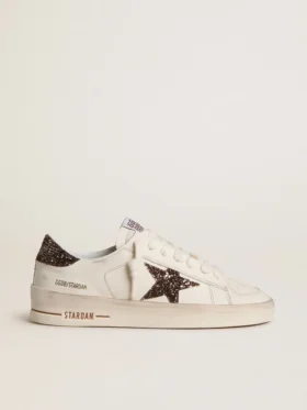Stardan da donna in pelle bianca con stella glitterata marrone e linguetta sul tallone