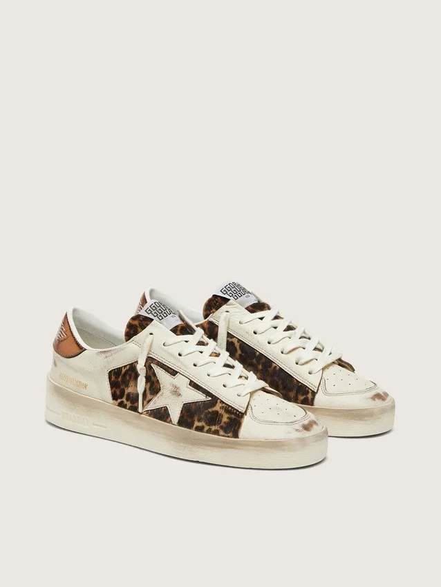 Stardan da donna in pelle bianca e pelle di cavallino leopardata con stella in pelle bianca
