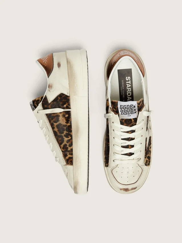 Stardan da donna in pelle bianca e pelle di cavallino leopardata con stella in pelle bianca