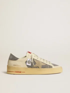 Stardan da donna in pelle scamosciata con stella color sabbia e inserti in cristalli Swarovski argentati