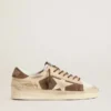Stardan da donna in pelle scamosciata verde militare e pelle di pony beige con stella in pelle scamosciata beige