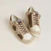 Stardan da donna in pelle scamosciata verde militare e pelle di pony beige con stella in pelle scamosciata beige