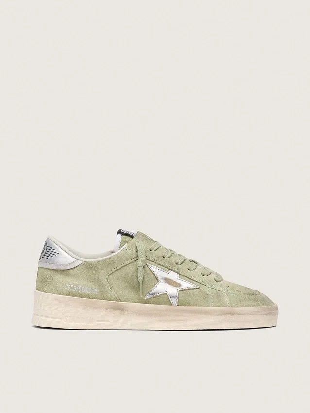 Stardan da donna in pelle scamosciata verde salvia con stella argentata metallizzata