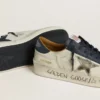 Stardan da uomo in nabuk con stella in pelle metallizzata e linguetta sul tallone in nappa blu