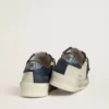 Stardan da uomo in nabuk con stella in pelle metallizzata e linguetta sul tallone in nappa blu