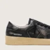 Stardan da uomo in pelle nera con stella e linguetta sul tallone in pelle nera