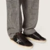 Stardan da uomo in pelle scamosciata marrone e rete nera con stella in pelle bianca e inserti in pelle nappa
