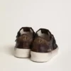 Stardan da uomo in pelle scamosciata marrone e rete nera con stella in pelle bianca e inserti in pelle nappa