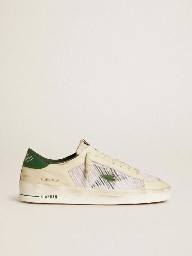 Stardan in pelle scamosciata bianca e mesh con stella in pelle verde e linguetta sul tallone