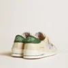 Stardan in pelle scamosciata bianca e mesh con stella in pelle verde e linguetta sul tallone